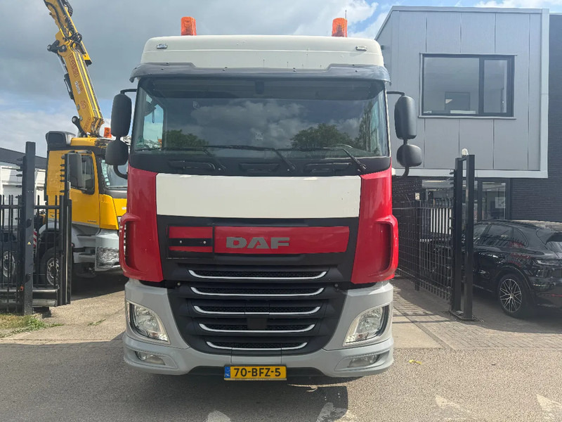 DAF XF 440 4X2 EURO 6 STANDKLIMA NIGHT LOCK - Cabeza tractora: foto 2 DAF XF 440 4X2 EURO 6 STANDKLIMA NIGHT LOCK - Cabeza tractora: foto 2