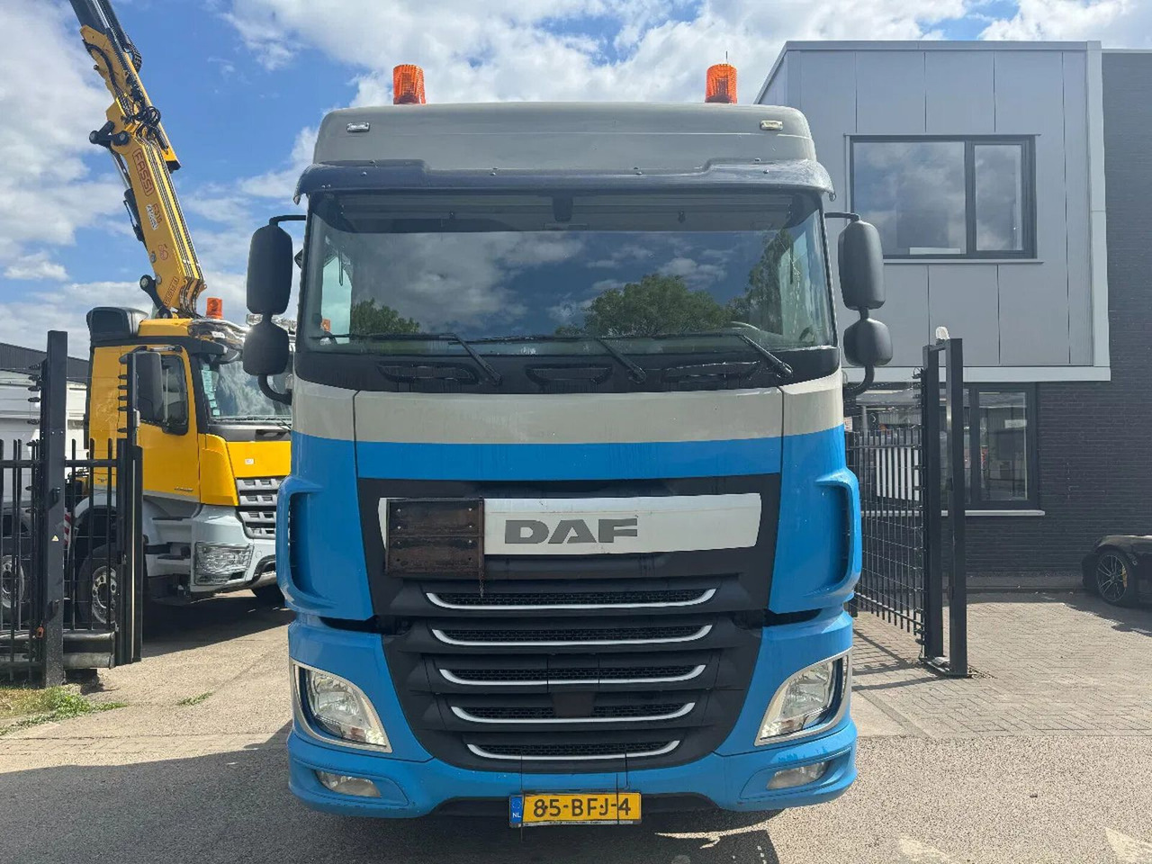 DAF XF 460 4X2 EURO 6 ADR TRS SYSTEM - Cabeza tractora: foto 2 DAF XF 460 4X2 EURO 6 ADR TRS SYSTEM - Cabeza tractora: foto 2