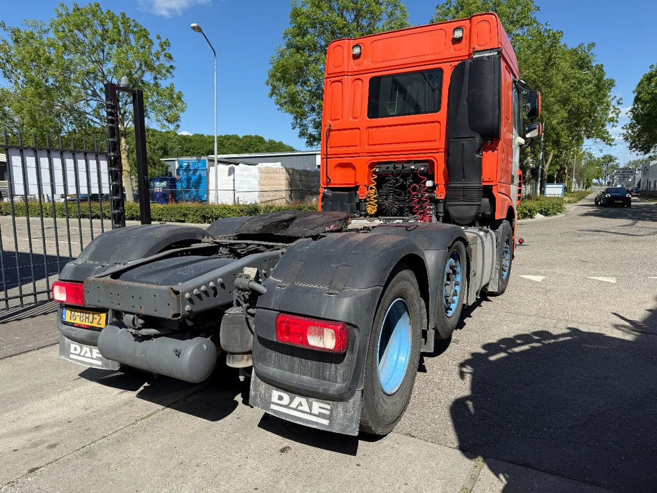 DAF XF 460 6X2 EURO 6 - ONLY 641.670 KM - Cabeza tractora: foto 5 DAF XF 460 6X2 EURO 6 - ONLY 641.670 KM - Cabeza tractora: foto 5