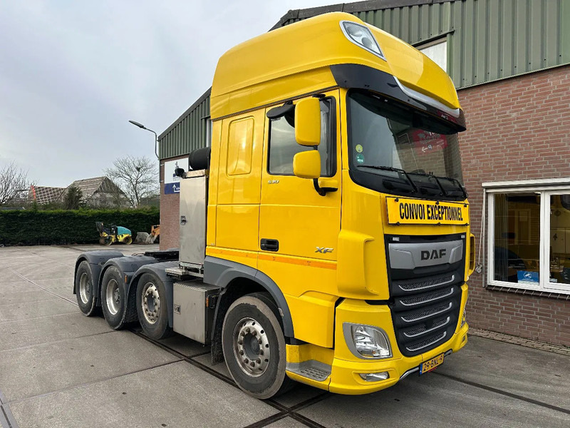 DAF XF 530 140 TON 8X4 INTARDER 324343 KM - Cabeza tractora: foto 5 DAF XF 530 140 TON 8X4 INTARDER 324343 KM - Cabeza tractora: foto 5