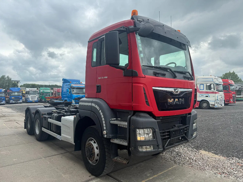 MAN TGS 33.460 6X6 BBS - EURO 6 - FULL STEEL SUSP.! + ROCKINGER - Cabeza tractora: foto 3 MAN TGS 33.460 6X6 BBS - EURO 6 - FULL STEEL SUSP.! + ROCKINGER - Cabeza tractora: foto 3