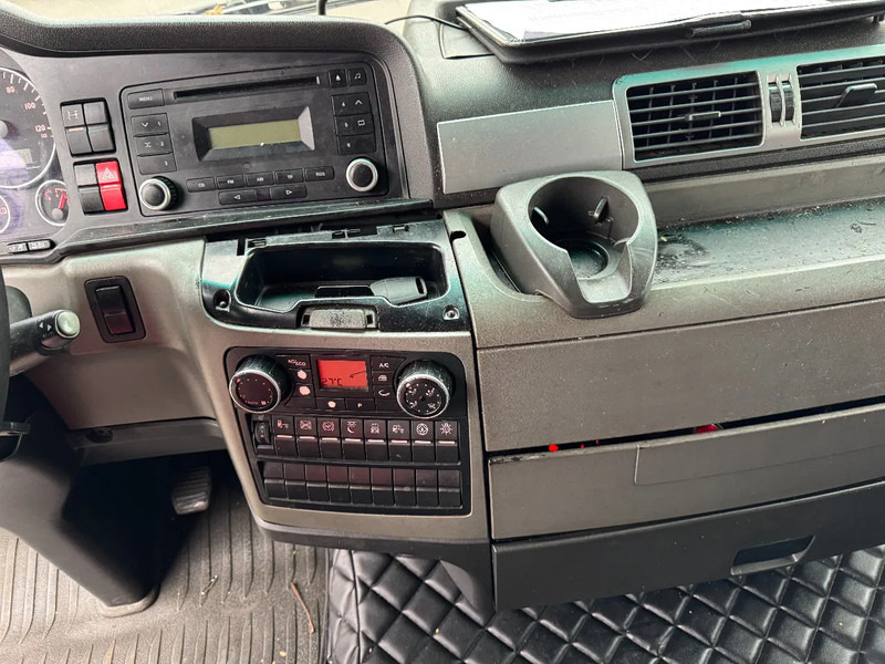 Cabeza tractora MAN TGX 18.440 4X2 - EURO 5: foto 10 Cabeza tractora MAN TGX 18.440 4X2 - EURO 5: foto 10