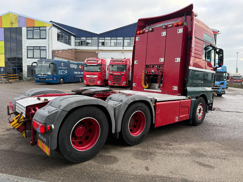 MAN TGX 28.560 6X2 EURO 6 - GCW: 90 TON - ONLY 406.587 KM - Cabeza tractora: foto 4 MAN TGX 28.560 6X2 EURO 6 - GCW: 90 TON - ONLY 406.587 KM - Cabeza tractora: foto 4