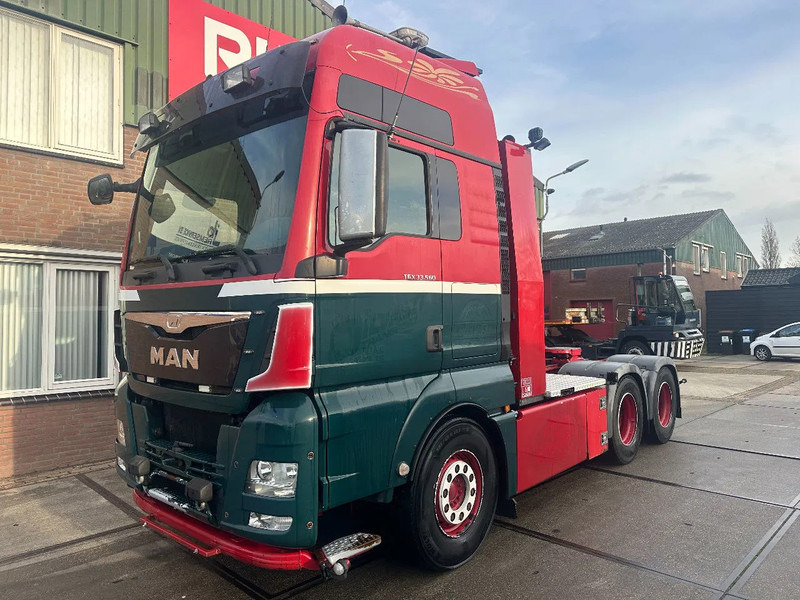 MAN TGX 33.560 6x4 160 TON, INTARDER - Cabeza tractora: foto 1 MAN TGX 33.560 6x4 160 TON, INTARDER - Cabeza tractora: foto 1