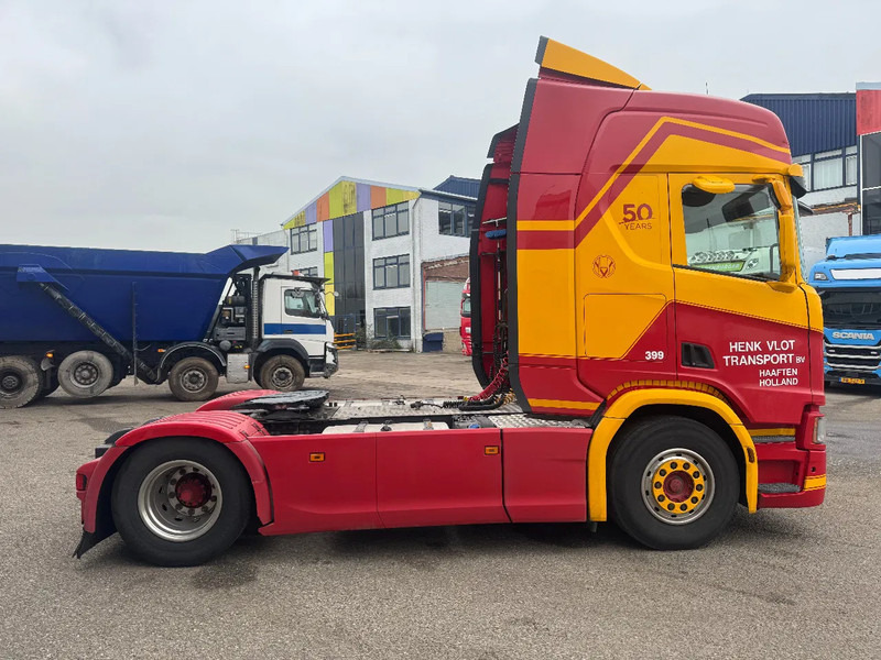 Scania R450 4X2 EURO 6 ADR SKIRTS DOUBLE TANK - Cabeza tractora: foto 4 Scania R450 4X2 EURO 6 ADR SKIRTS DOUBLE TANK - Cabeza tractora: foto 4