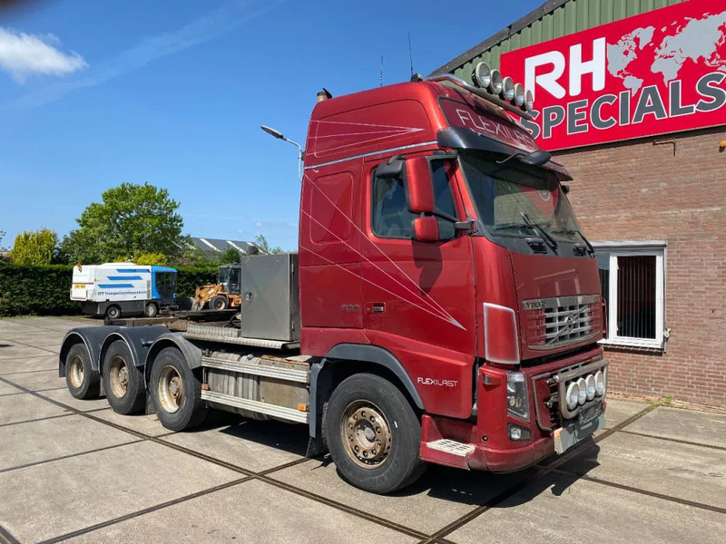 Volvo FH 16.700 FH16-700 8X4 140 TON FULL STEEL - Cabeza tractora: foto 4 Volvo FH 16.700 FH16-700 8X4 140 TON FULL STEEL - Cabeza tractora: foto 4