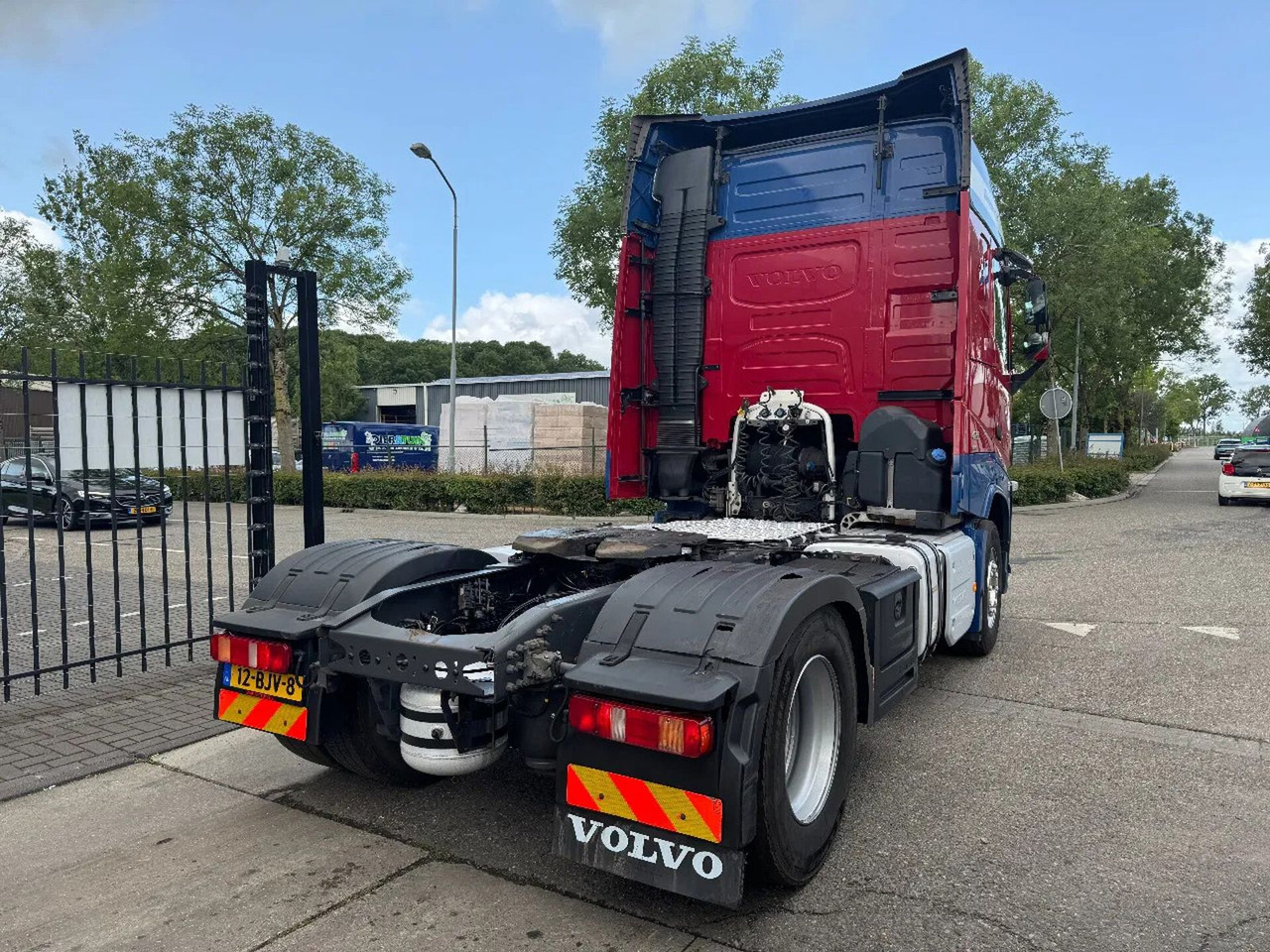 Volvo FH 420 4X2 SPOILERS STANDKLIMA EURO 6 2017 - Cabeza tractora: foto 5 Volvo FH 420 4X2 SPOILERS STANDKLIMA EURO 6 2017 - Cabeza tractora: foto 5