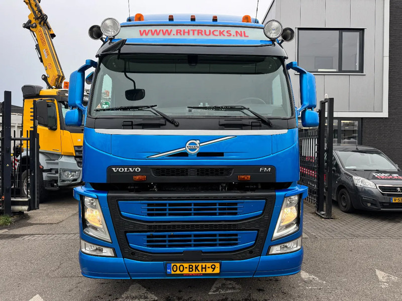 Volvo FM 370 4X2 EURO 6 SKIRTS TÜV TILL 10-2025 - Cabeza tractora: foto 2 Volvo FM 370 4X2 EURO 6 SKIRTS TÜV TILL 10-2025 - Cabeza tractora: foto 2