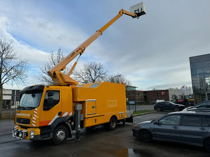 Volvo FL 240 4X2 DANILIFT WDT 180S ONLY 327.000 KM - Camión: foto 1 Volvo FL 240 4X2 DANILIFT WDT 180S ONLY 327.000 KM - Camión: foto 1
