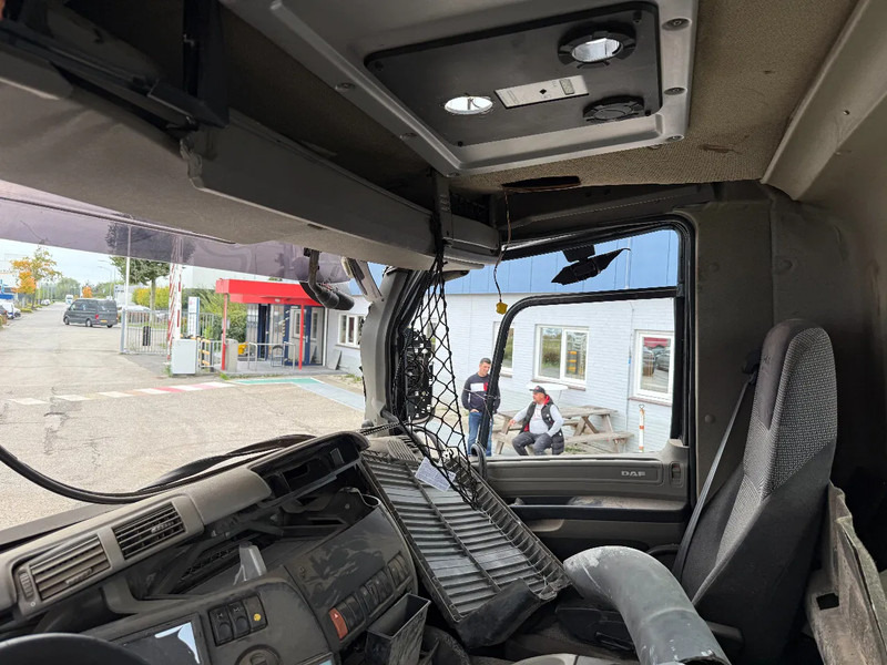 Camión multibasculante DAF CF 85.460 8X4 EURO 5 - FULL STEEL SUSP. - MANUAL GEAR - BIG AXLES + VDL HOOKLIFT: foto 17