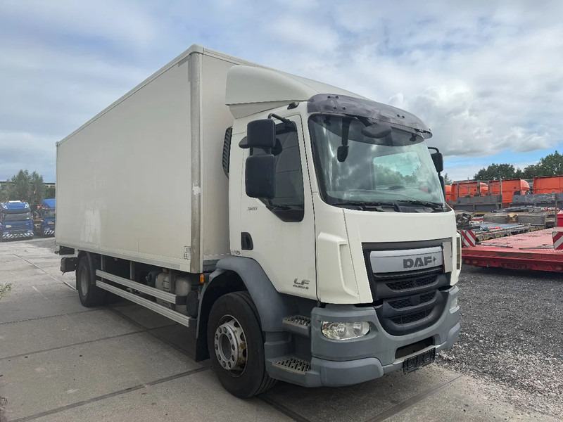 DAF LF 320 4X2 EURO 6 DHOLLANDIA LIFT BOX - Camión caja cerrada: foto 3 DAF LF 320 4X2 EURO 6 DHOLLANDIA LIFT BOX - Camión caja cerrada: foto 3