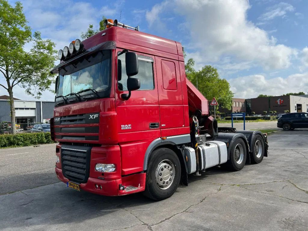 Leasing para DAF XF 105.460 6X4 EURO 5 + HMF 4220 K6 + REMOTE CON  DAF XF 105.460 6X4 EURO 5 + HMF 4220 K6 + REMOTE CON: foto 12