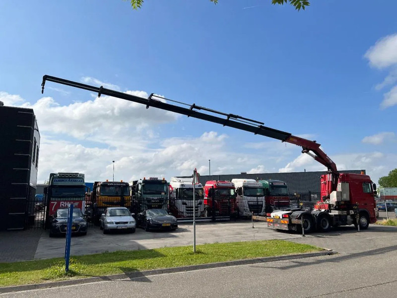 DAF XF 105.460 6X4 EURO 5 + HMF 4220 K6 + REMOTE CONTROL + RETARDER - Camión grúa: foto 5 DAF XF 105.460 6X4 EURO 5 + HMF 4220 K6 + REMOTE CONTROL + RETARDER - Camión grúa: foto 5