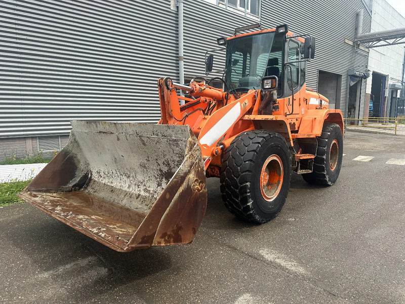 Doosan DL 200 4X4, CE, 6117 HOURS - Cargadora: foto 4 Doosan DL 200 4X4, CE, 6117 HOURS - Cargadora: foto 4