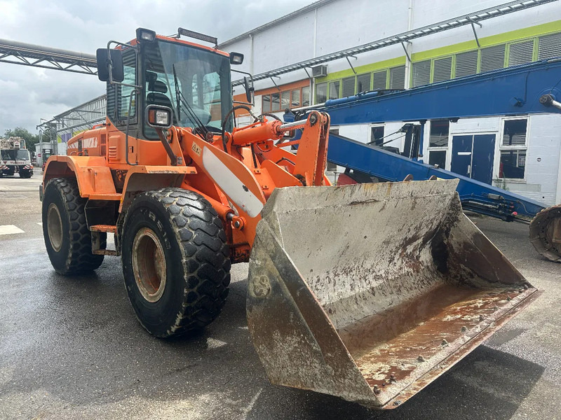 Doosan DL 200 4X4, CE, 6117 HOURS - Cargadora: foto 3 Doosan DL 200 4X4, CE, 6117 HOURS - Cargadora: foto 3