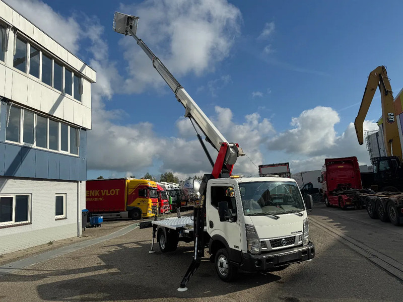 Nissan Cabstar PALFINGER HOOGWERKER 20 METER 35.14 - Furgoneta: foto 3 Nissan Cabstar PALFINGER HOOGWERKER 20 METER 35.14 - Furgoneta: foto 3