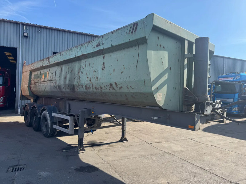 Langendorf 3 AXLE - BPW + TIPPER - Semirremolque volquete: foto 3 Langendorf 3 AXLE - BPW + TIPPER - Semirremolque volquete: foto 3