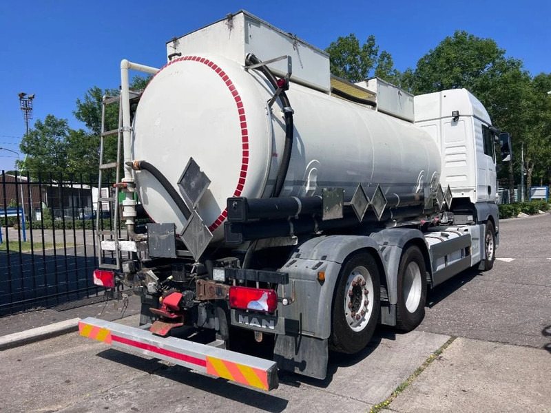 MAN TGX 26.560 6X2 EURO 6 - 11.500L VACUUM CLEANER - 2 COMPARTIMENTEN + INTARDER - Limpieza de alcantarillado: foto 5 MAN TGX 26.560 6X2 EURO 6 - 11.500L VACUUM CLEANER - 2 COMPARTIMENTEN + INTARDER - Limpieza de alcantarillado: foto 5