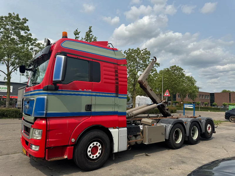 MAN TGX 35.540 - 8X4 - EURO 5 + AJK HOOK + LIFT/STEERING AXLE - Camión multibasculante: foto 1 MAN TGX 35.540 - 8X4 - EURO 5 + AJK HOOK + LIFT/STEERING AXLE - Camión multibasculante: foto 1