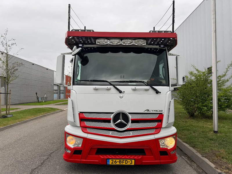 Mercedes-Benz Actros 1939 - 6X2 - EURO 6 + KAESSBOHRER + KAESSBOHRER HANGER + WINCH - Camión portavehículos: foto 2 Mercedes-Benz Actros 1939 - 6X2 - EURO 6 + KAESSBOHRER + KAESSBOHRER HANGER + WINCH - Camión portavehículos: foto 2
