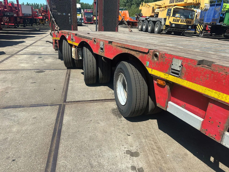 Nooteboom MCO-48-03 FORCED STEERING, 3,5 M EXTENDABLE, LIFTING DECK, WINCH, DUBBLE HYDRAULIC RAMPS - Semirremolque góndola rebajadas: foto 4 Nooteboom MCO-48-03 FORCED STEERING, 3,5 M EXTENDABLE, LIFTING DECK, WINCH, DUBBLE HYDRAULIC RAMPS - Semirremolque góndola rebajadas: foto 4