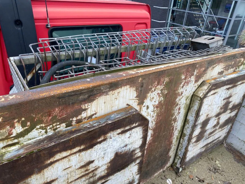 Semirremolque plataforma/ Caja abierta Orthaus 2 ASSIGE STEERING AXEL MKG HLK 330 VG CRANE: foto 19 Semirremolque plataforma/ Caja abierta Orthaus 2 ASSIGE STEERING AXEL MKG HLK 330 VG CRANE: foto 19