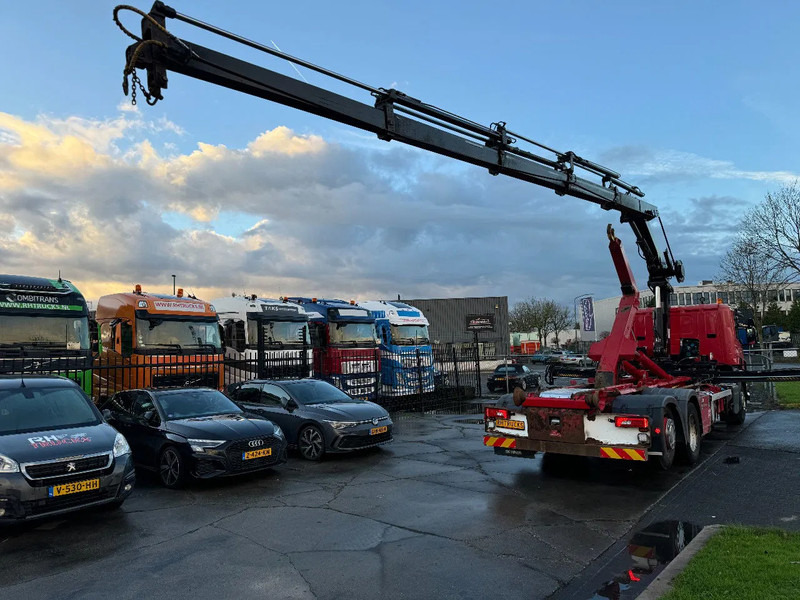 Scania P320 6X2 - EURO 6 + HIAB XS 144 HIPRO + REMOTE + HIAB HOOK + RETARDER - Camión grúa: foto 4 Scania P320 6X2 - EURO 6 + HIAB XS 144 HIPRO + REMOTE + HIAB HOOK + RETARDER - Camión grúa: foto 4