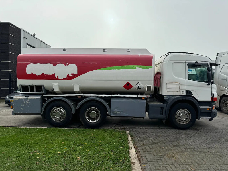 Scania P400 6X2 - EURO 5 + 3 CAMBER + LIFTING AXLE - Camión cisterna: foto 4 Scania P400 6X2 - EURO 5 + 3 CAMBER + LIFTING AXLE - Camión cisterna: foto 4