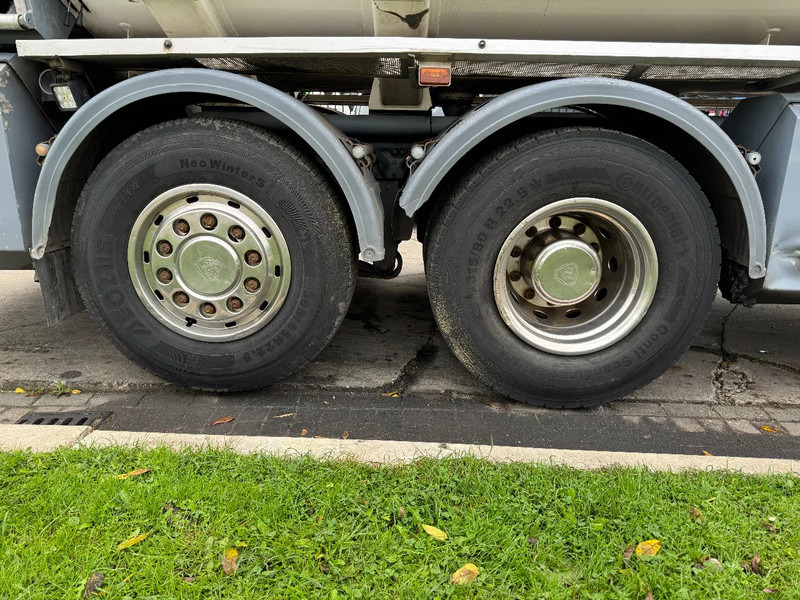 Scania P400 6X2 - EURO 5 + 3 CAMBER + LIFTING AXLE - Camión cisterna: foto 5 Scania P400 6X2 - EURO 5 + 3 CAMBER + LIFTING AXLE - Camión cisterna: foto 5