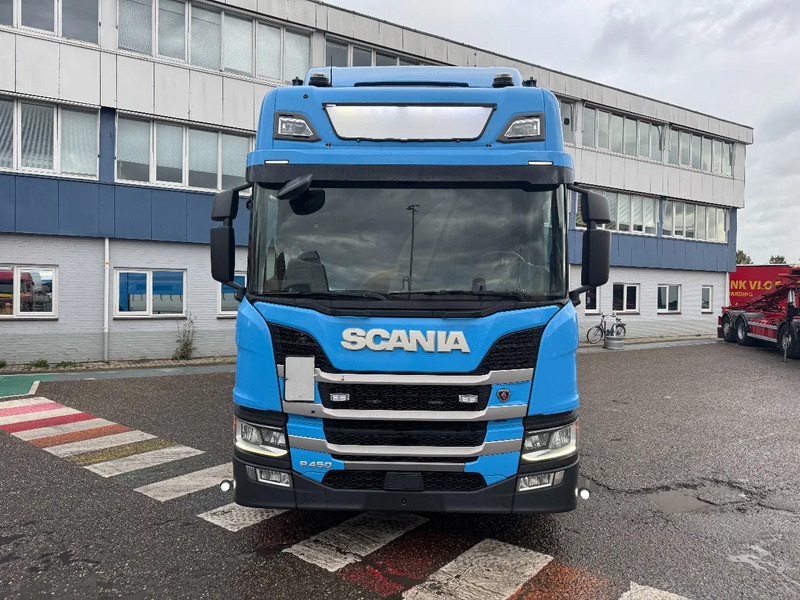 Scania P450 6X2 EURO 6 NGS 2500 KG ZEPRO LOAD LIFT - Camión lona: foto 2 Scania P450 6X2 EURO 6 NGS 2500 KG ZEPRO LOAD LIFT - Camión lona: foto 2