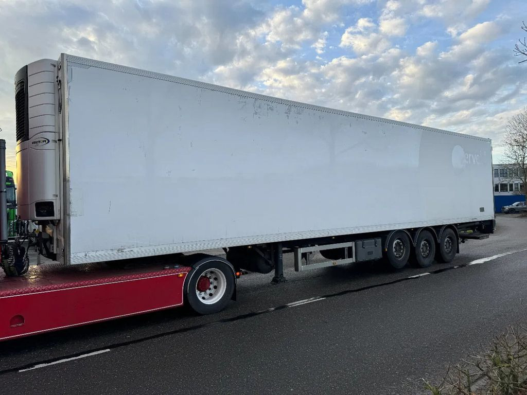 TECNOKAR CARRIER VECTOR 1550 3X SAF AXLE - Semirremolque frigorífico: foto 1 TECNOKAR CARRIER VECTOR 1550 3X SAF AXLE - Semirremolque frigorífico: foto 1