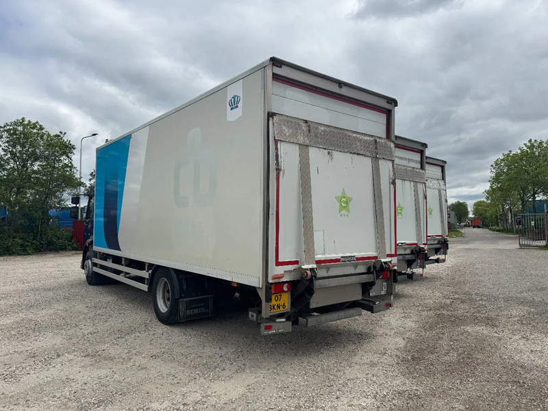 Volvo FL 250 4X2 3 UNITS CARGO LOCK + DHOLLANDIA LIFT TÜV TILL 03-2026 - Camión caja cerrada: foto 2 Volvo FL 250 4X2 3 UNITS CARGO LOCK + DHOLLANDIA LIFT TÜV TILL 03-2026 - Camión caja cerrada: foto 2