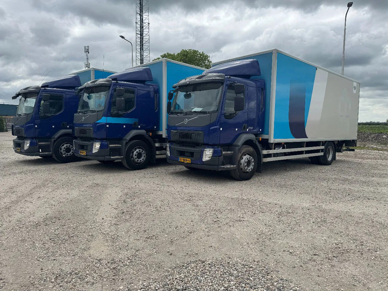 Volvo FL 250 4X2 3 UNITS CARGO LOCK + DHOLLANDIA LIFT TÜV TILL 03-2026 - Camión caja cerrada: foto 1 Volvo FL 250 4X2 3 UNITS CARGO LOCK + DHOLLANDIA LIFT TÜV TILL 03-2026 - Camión caja cerrada: foto 1