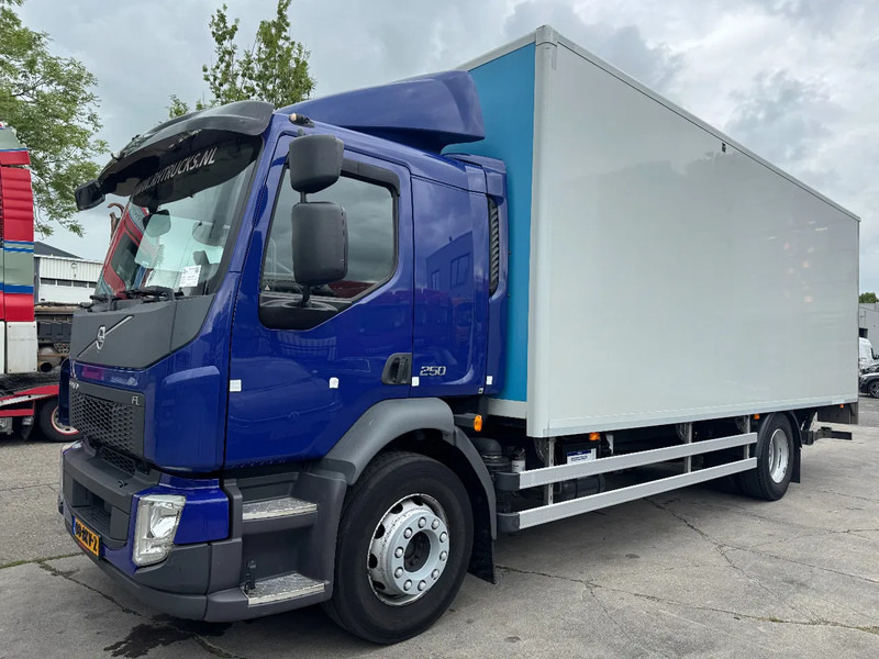 Volvo FL 250 4X2 EURO 6 DHOLLANDIA LIFT + CARGOLOCK TÜV 04-2026 - Camión caja cerrada: foto 2 Volvo FL 250 4X2 EURO 6 DHOLLANDIA LIFT + CARGOLOCK TÜV 04-2026 - Camión caja cerrada: foto 2