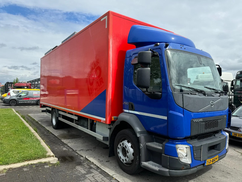 Volvo FL 250 4X2 EURO 6 DHOLLANDIA - Camión caja cerrada: foto 3 Volvo FL 250 4X2 EURO 6 DHOLLANDIA - Camión caja cerrada: foto 3