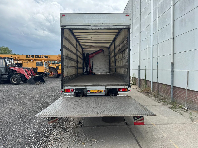 Volvo FL 250 4X2 EURO 6 + FASSI MICRO M25A.12 - Camión lona, Camión grúa: foto 4 Volvo FL 250 4X2 EURO 6 + FASSI MICRO M25A.12 - Camión lona, Camión grúa: foto 4