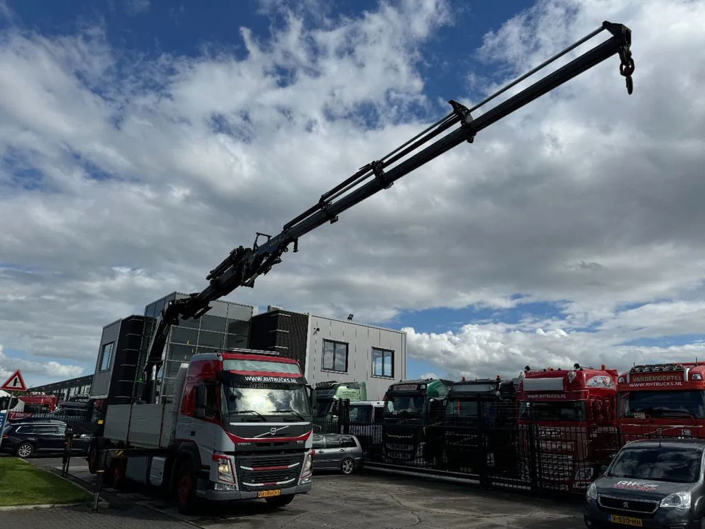 Volvo FMX 460 8X4 PALFINGER PK53002 + FLY JIP AN REMOT - Camión caja abierta, Camión grúa: foto 4 Volvo FMX 460 8X4 PALFINGER PK53002 + FLY JIP AN REMOT - Camión caja abierta, Camión grúa: foto 4