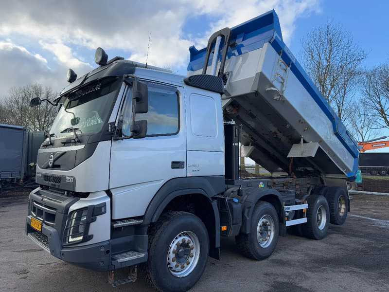 Volvo FMX 540 8X4 - EURO 6 + KIPPER + LIFTING AXLE - Camión volquete: foto 1 Volvo FMX 540 8X4 - EURO 6 + KIPPER + LIFTING AXLE - Camión volquete: foto 1