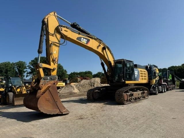 CAT 352 F - Excavadora de cadenas: foto 2 CAT 352 F - Excavadora de cadenas: foto 2
