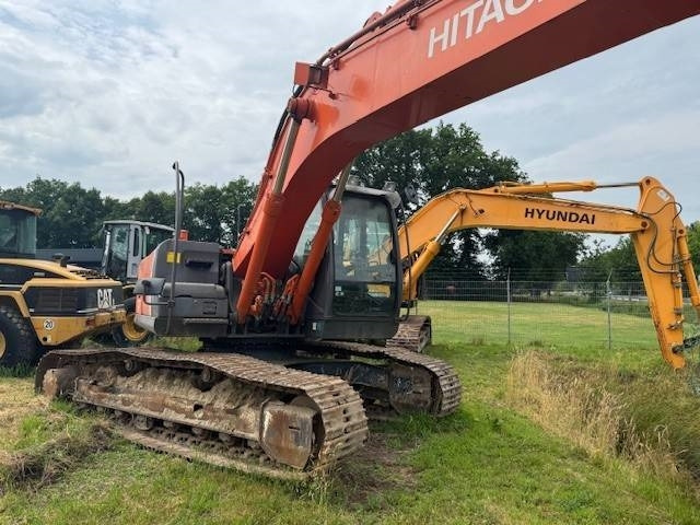 HITACHI ZX 210LC - Excavadora de cadenas: foto 3 HITACHI ZX 210LC - Excavadora de cadenas: foto 3