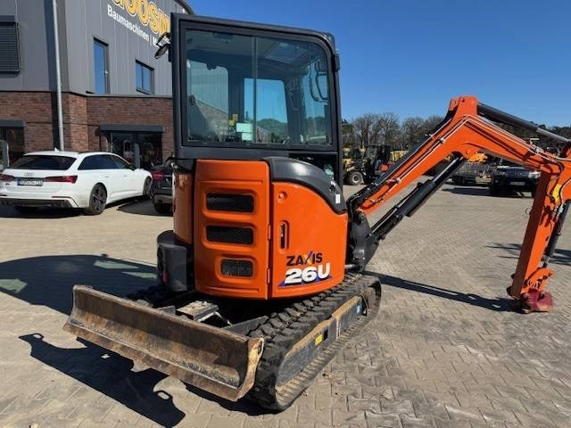 Hitachi ZX 26 - Miniexcavadora: foto 5 Hitachi ZX 26 - Miniexcavadora: foto 5