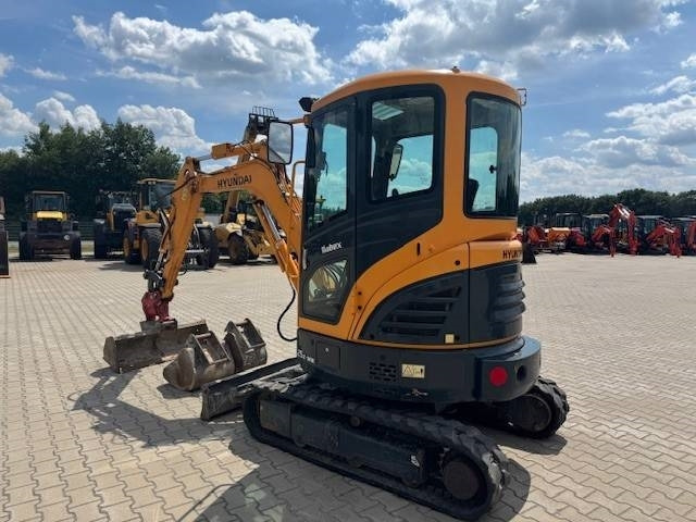 Hyundai R25Z-9 AK - Miniexcavadora: foto 2 Hyundai R25Z-9 AK - Miniexcavadora: foto 2