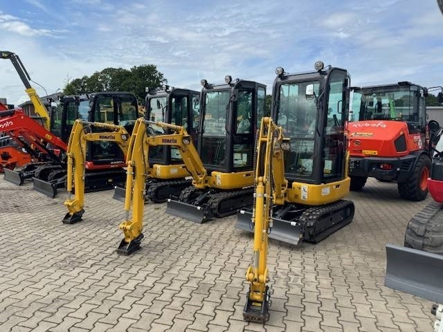 Komatsu PC 16 - Miniexcavadora: foto 1 Komatsu PC 16 - Miniexcavadora: foto 1