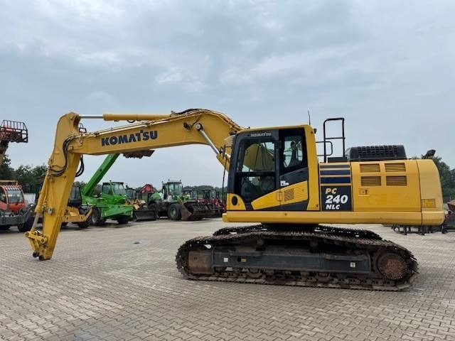 Komatsu PC 240 NLC-11 - Excavadora de cadenas: foto 1 Komatsu PC 240 NLC-11 - Excavadora de cadenas: foto 1