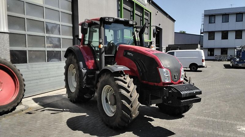 Valtra T153 Versu - Tractor: foto 3 Valtra T153 Versu - Tractor: foto 3