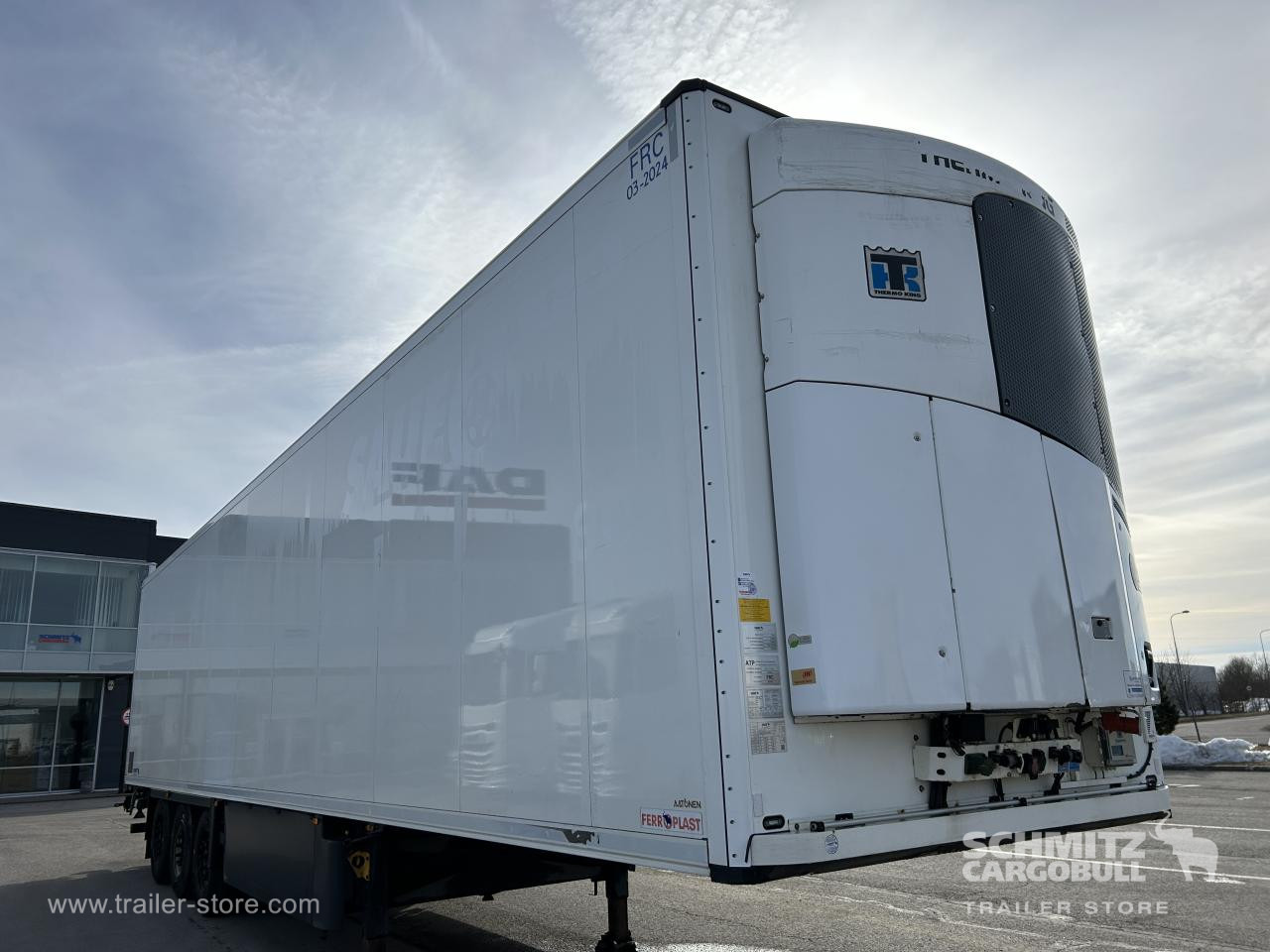 SCHMITZ Reefer Multitemp Double deck Taillift - Semirremolque isotérmico: foto 1 SCHMITZ Reefer Multitemp Double deck Taillift - Semirremolque isotérmico: foto 1