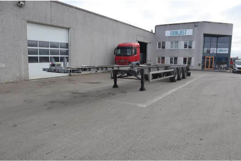HFR Container chassis - Semirremolque portacontenedore/ Intercambiable: foto 1 HFR Container chassis - Semirremolque portacontenedore/ Intercambiable: foto 1