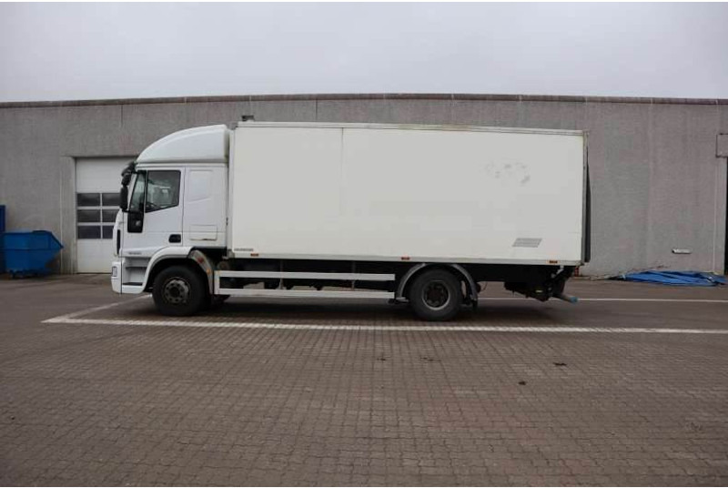 Iveco Eurocargo 4X2 Kasse-lift Afhentning - Camión caja cerrada: foto 5 Iveco Eurocargo 4X2 Kasse-lift Afhentning - Camión caja cerrada: foto 5