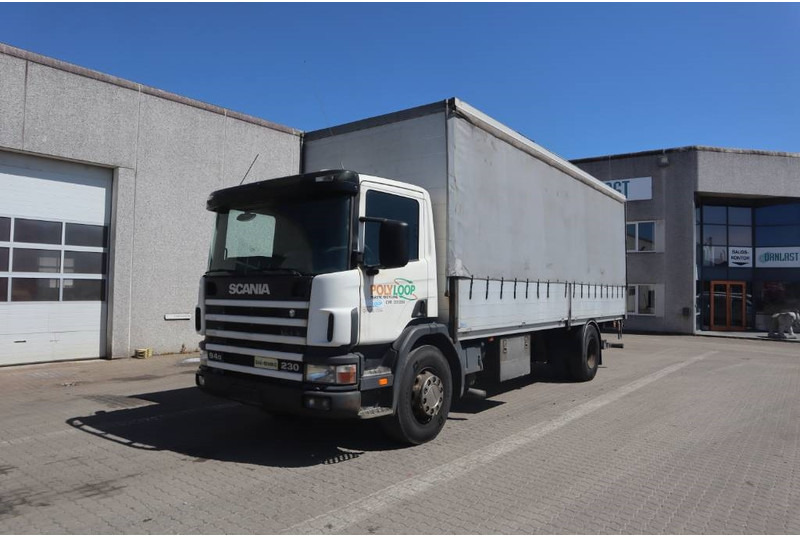 Scania P 94-230 Curtainsider/Plane/Gardin - Camión lona: foto 1 Scania P 94-230 Curtainsider/Plane/Gardin - Camión lona: foto 1