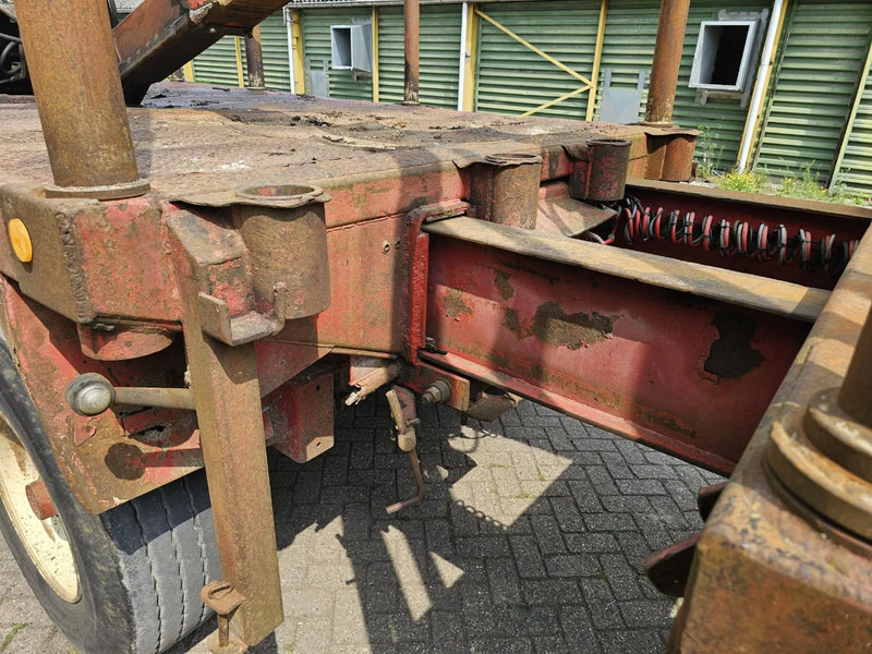 Semirremolque maderero Doll 20T Crane - 6 meter extendable: foto 8